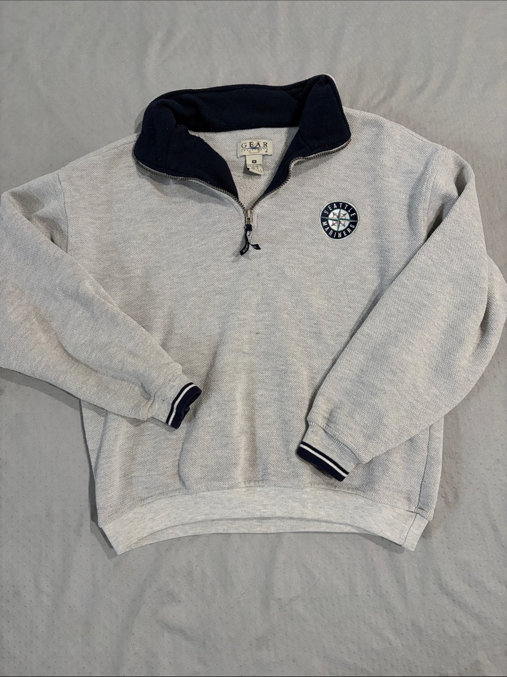 Gear For Sports Men's Light Gray Quarter-Zip Pullover with Navy Collar